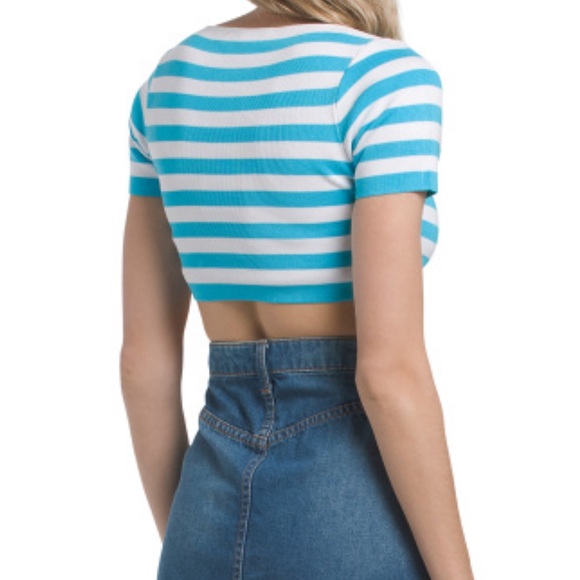 NWT Zara Blue and White Striped Crop Top Size Medium - Picture 2 of 4
